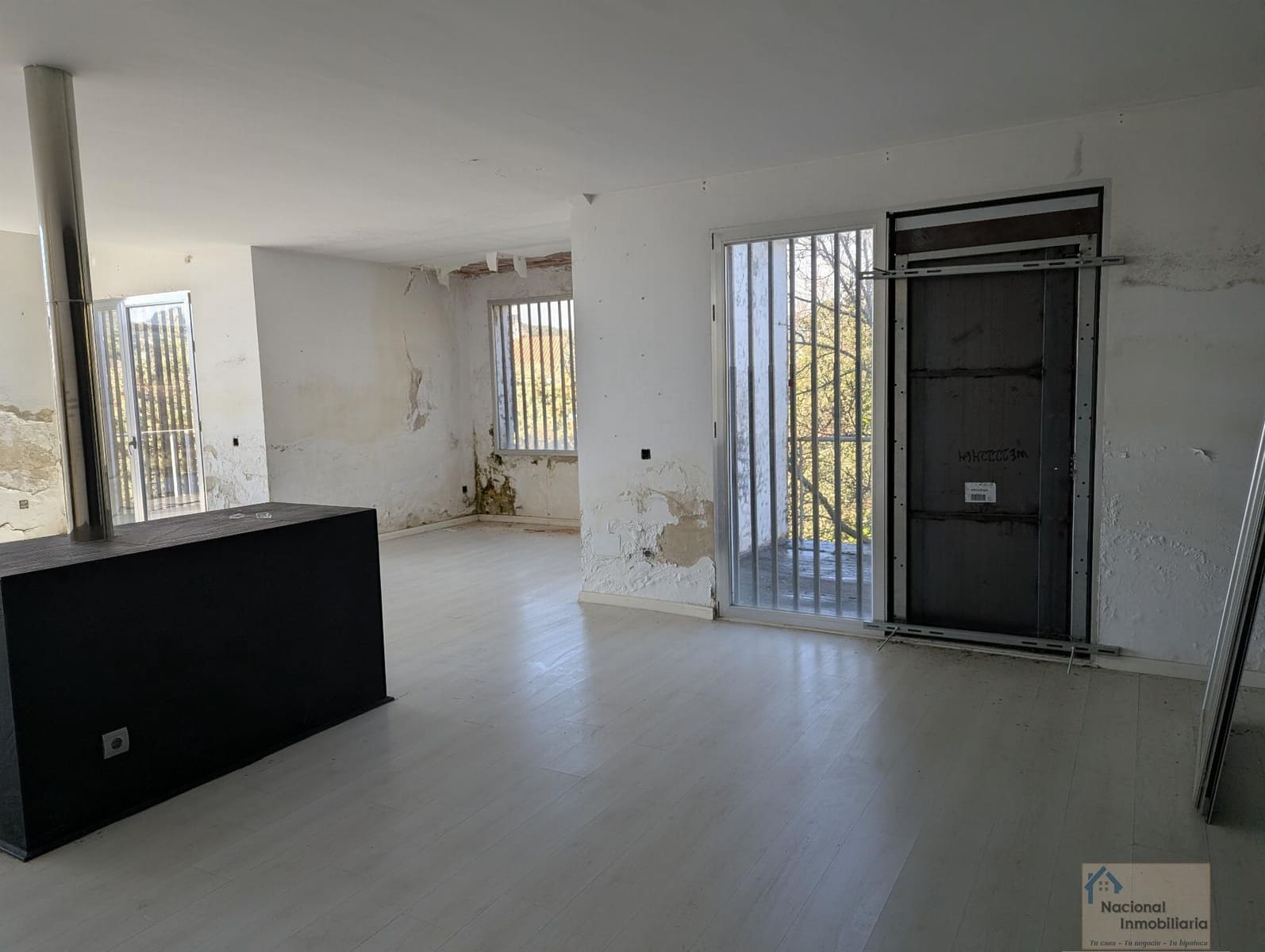 3 bedroom Villa for sale in Becerril de la Sierra with garage - € 545,000 (Ref: 9765353)