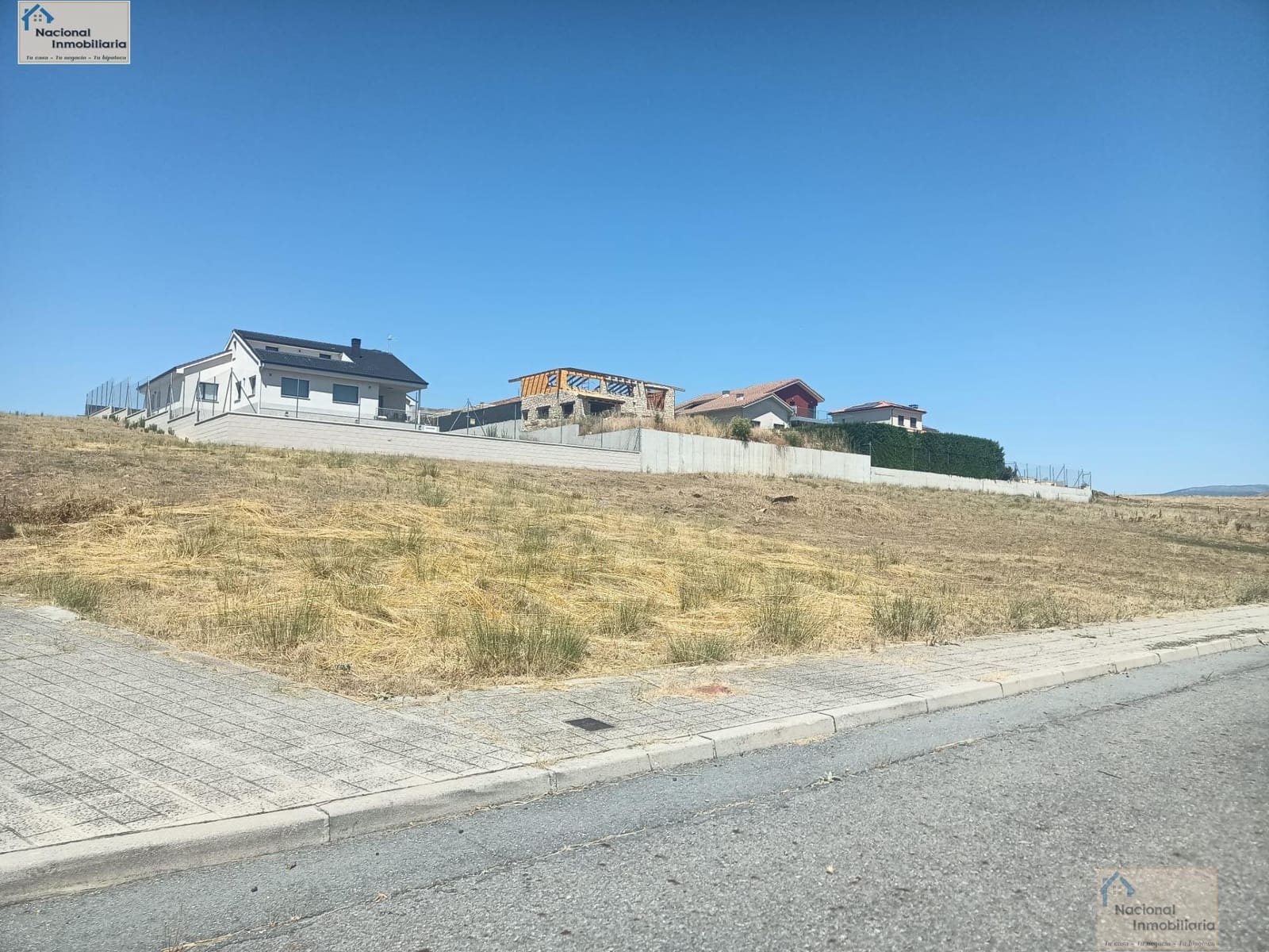 Building Plot for sale in San Cristobal de Segovia - € 143,000 (Ref: 9765354)