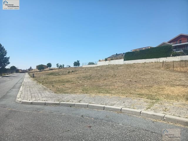 Building Plot for sale in San Cristóbal de Segovia - € 143,000 (Ref: 9765354)