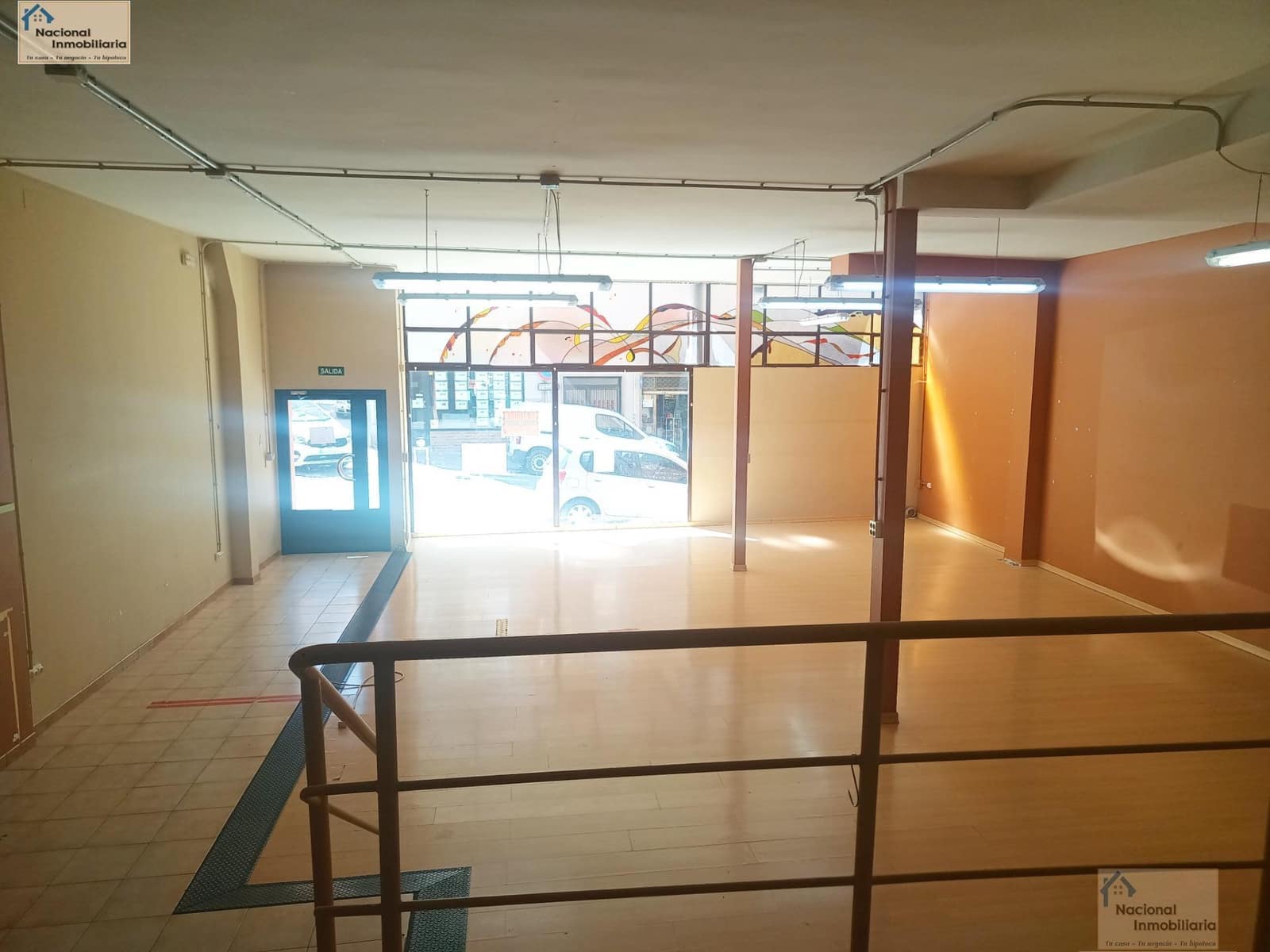 Commercial for rent in Segovia city - € 600 (Ref: 9765355)