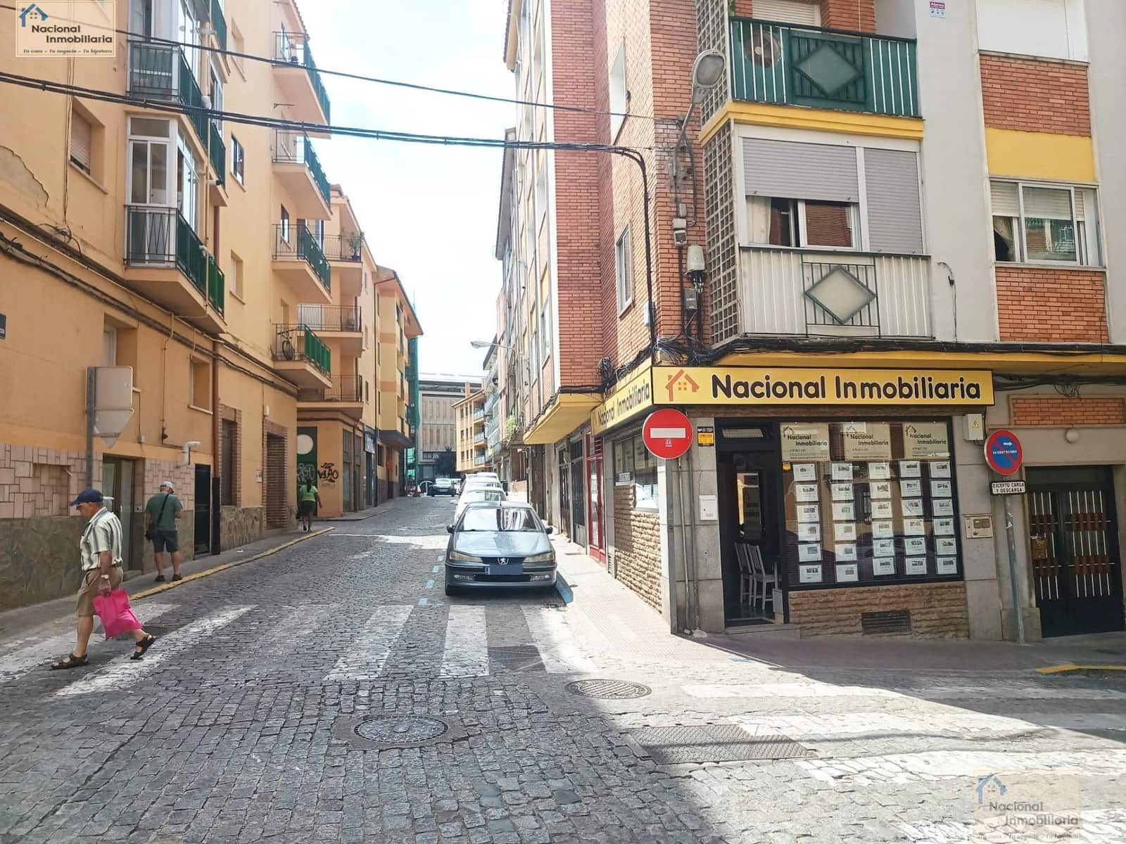Commercial for rent in Segovia city - € 600 (Ref: 9765355)
