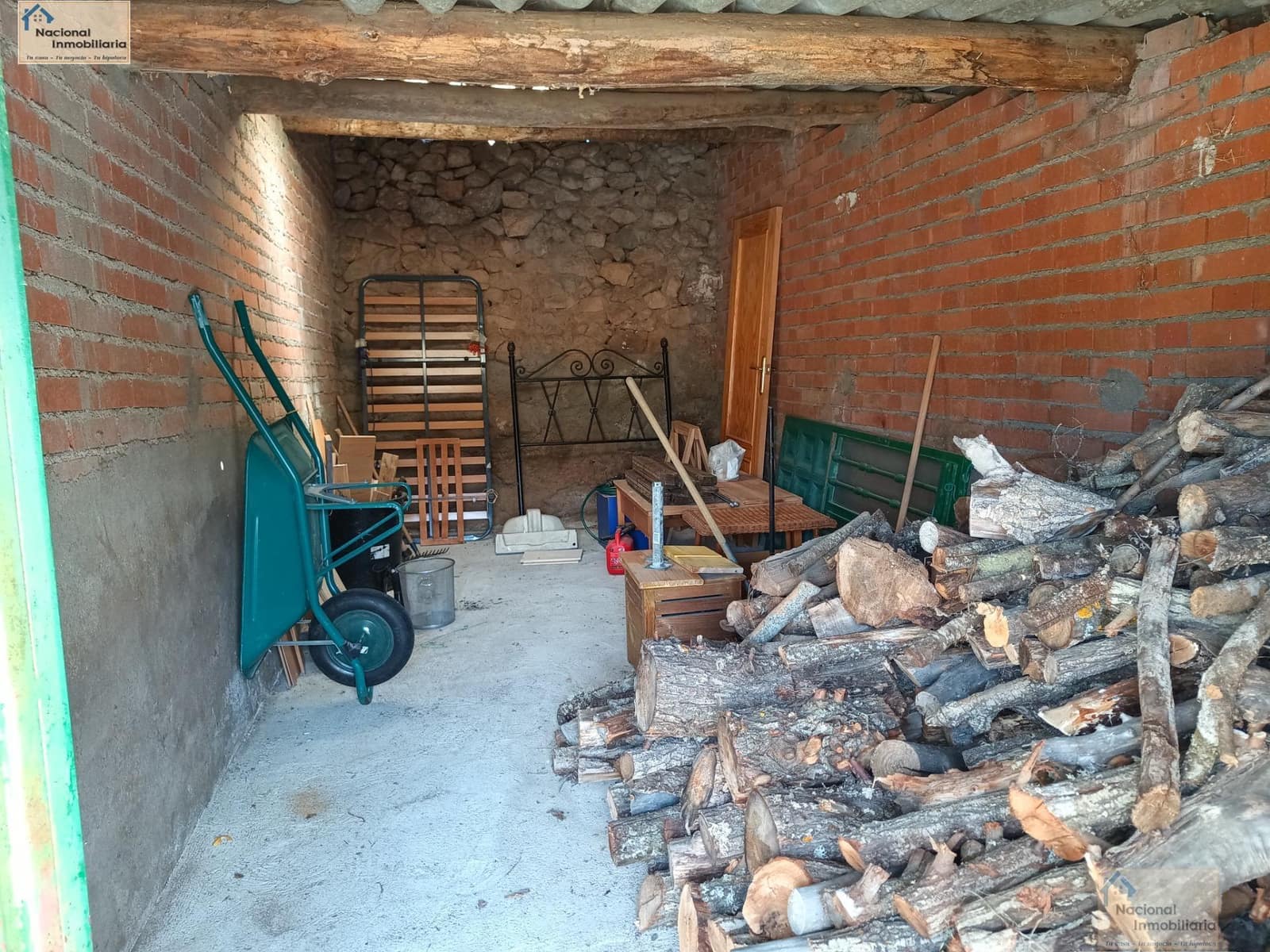 1 bedroom Finca/Country House for sale in Bonilla de la Sierra - € 19,500 (Ref: 9765358)