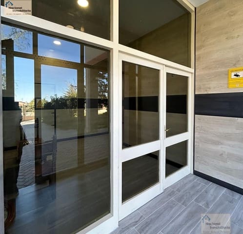 2 soveværelse Lejlighed til salg i Los Angeles de San Rafael, El Espinar - € 158.000 (Ref: 9765362)