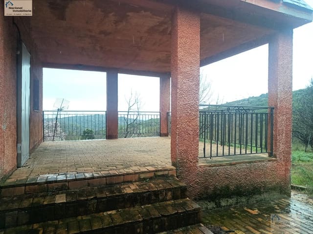 3 bedroom Villa for sale in Robledo de Chavela with garage - € 235,000 (Ref: 9765364)