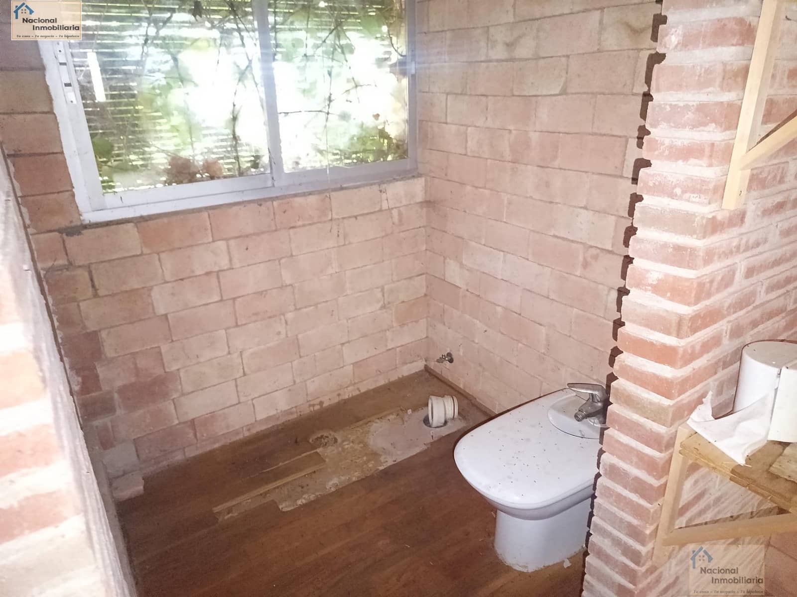 3 bedroom Villa for sale in Robledo de Chavela with garage - € 235,000 (Ref: 9765364)