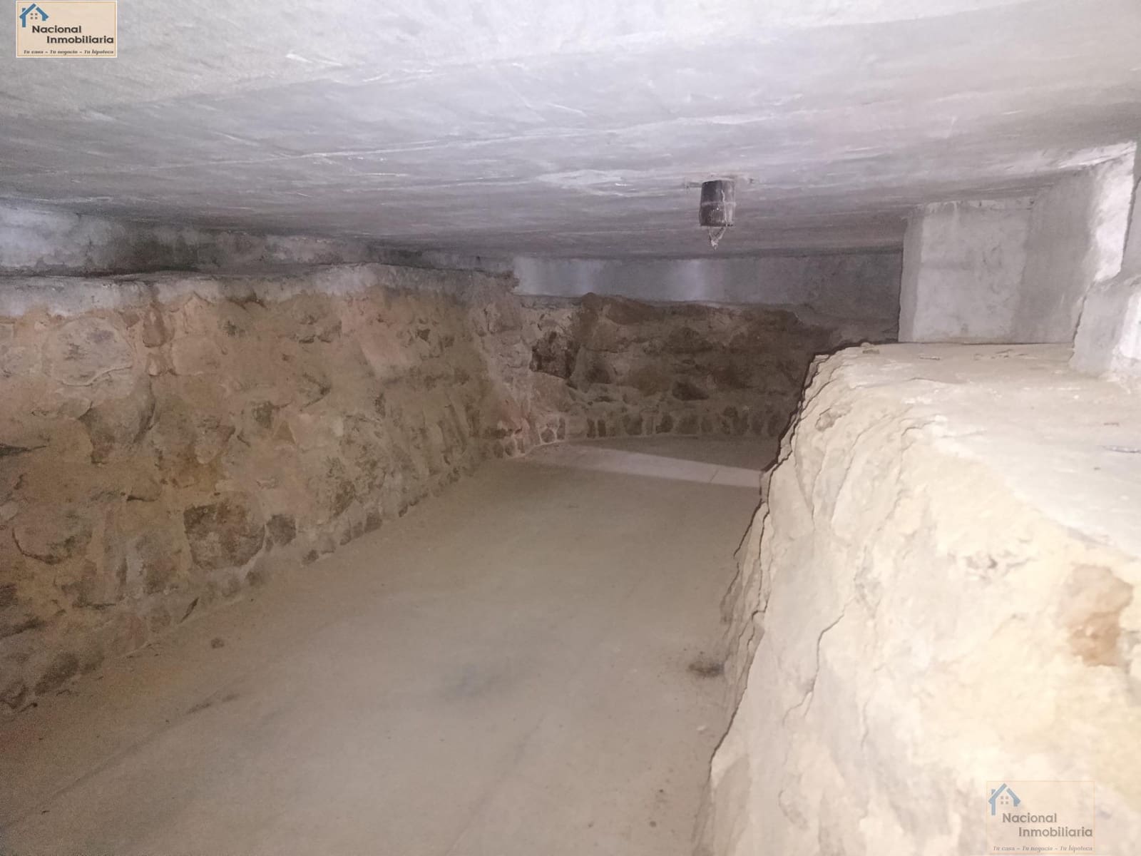 3 bedroom Villa for sale in Robledo de Chavela with garage - € 235,000 (Ref: 9765364)