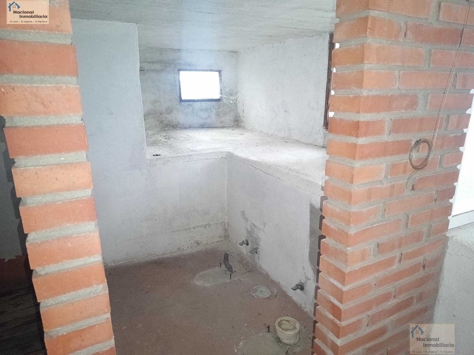 3 bedroom Villa for sale in Robledo de Chavela with garage - € 235,000 (Ref: 9765364)