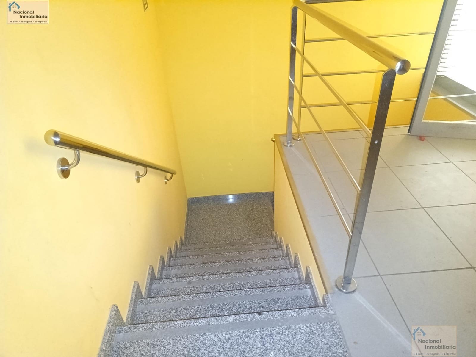 Commercial for sale in Leganes - € 379,000 (Ref: 9765365)