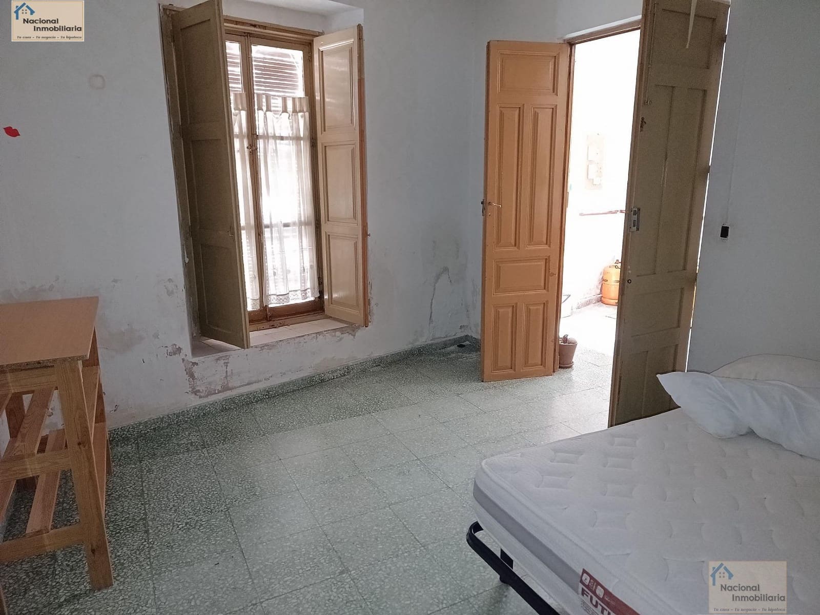 5 soverom Hus til salgs i Fuente de Santa Cruz med garasje - € 60 000 (Ref: 9765366)