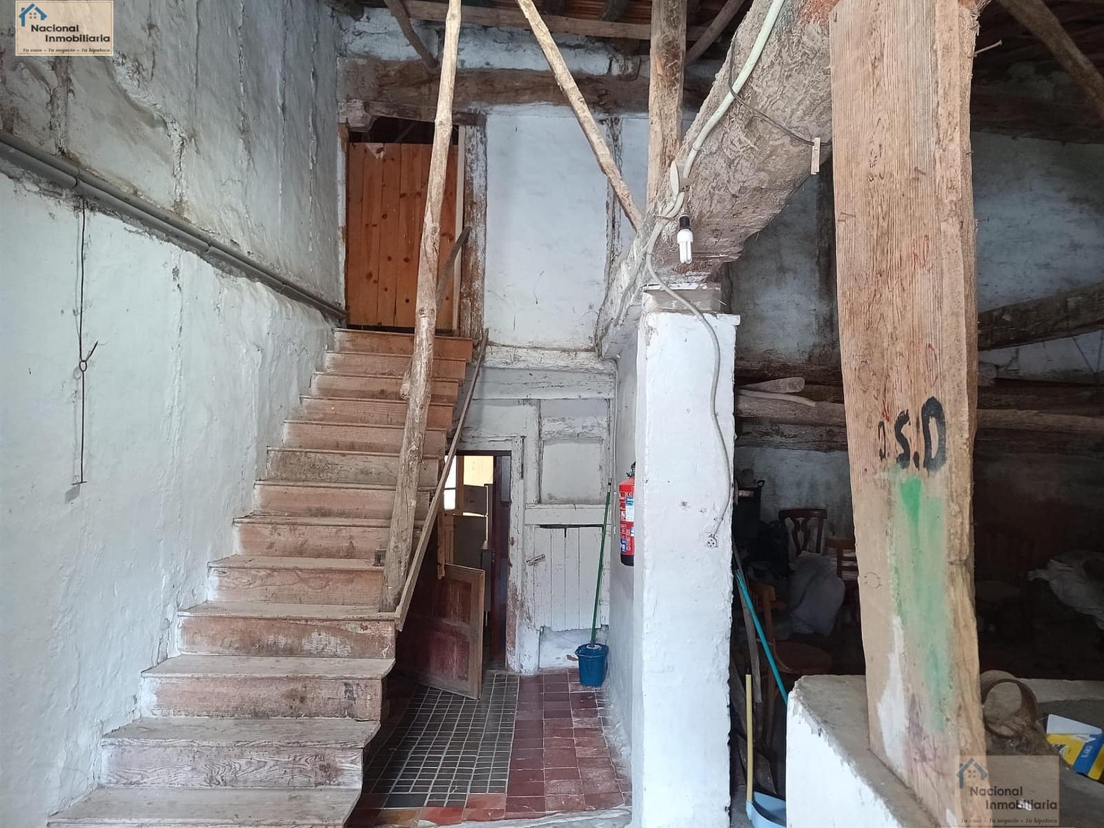 5 soverom Hus til salgs i Fuente de Santa Cruz med garasje - € 60 000 (Ref: 9765366)