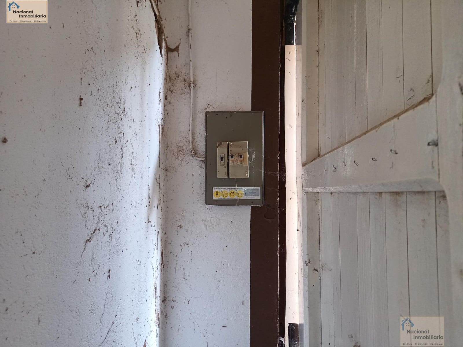 4 bedroom Townhouse for sale in Santa Marina del Rey with garage - € 29,000 (Ref: 9765368)