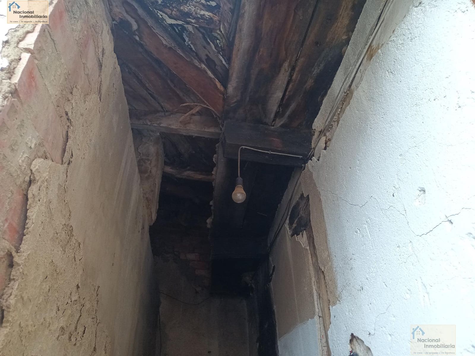 4 bedroom Townhouse for sale in Santa Marina del Rey with garage - € 29,000 (Ref: 9765368)