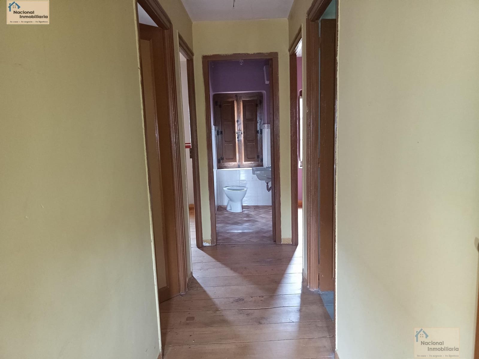 4 bedroom Townhouse for sale in Santa Marina del Rey with garage - € 29,000 (Ref: 9765368)