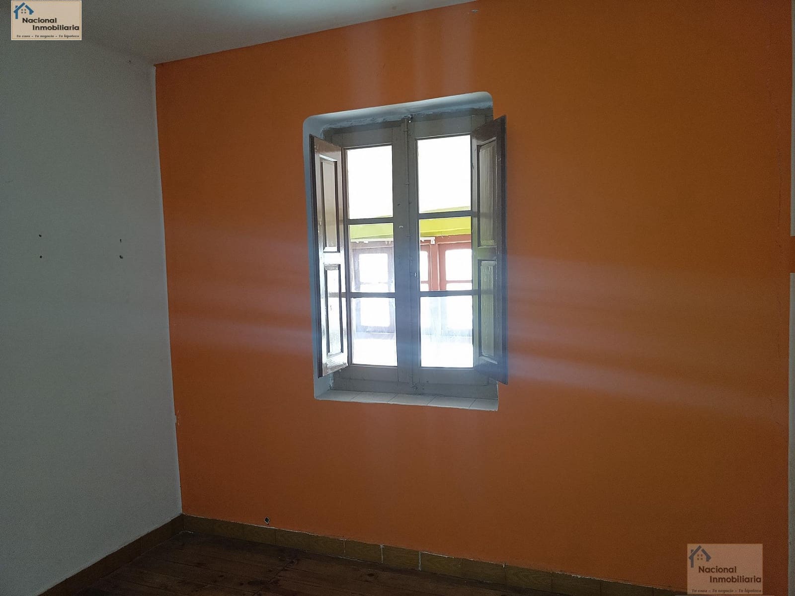 4 bedroom Townhouse for sale in Santa Marina del Rey with garage - € 29,000 (Ref: 9765368)