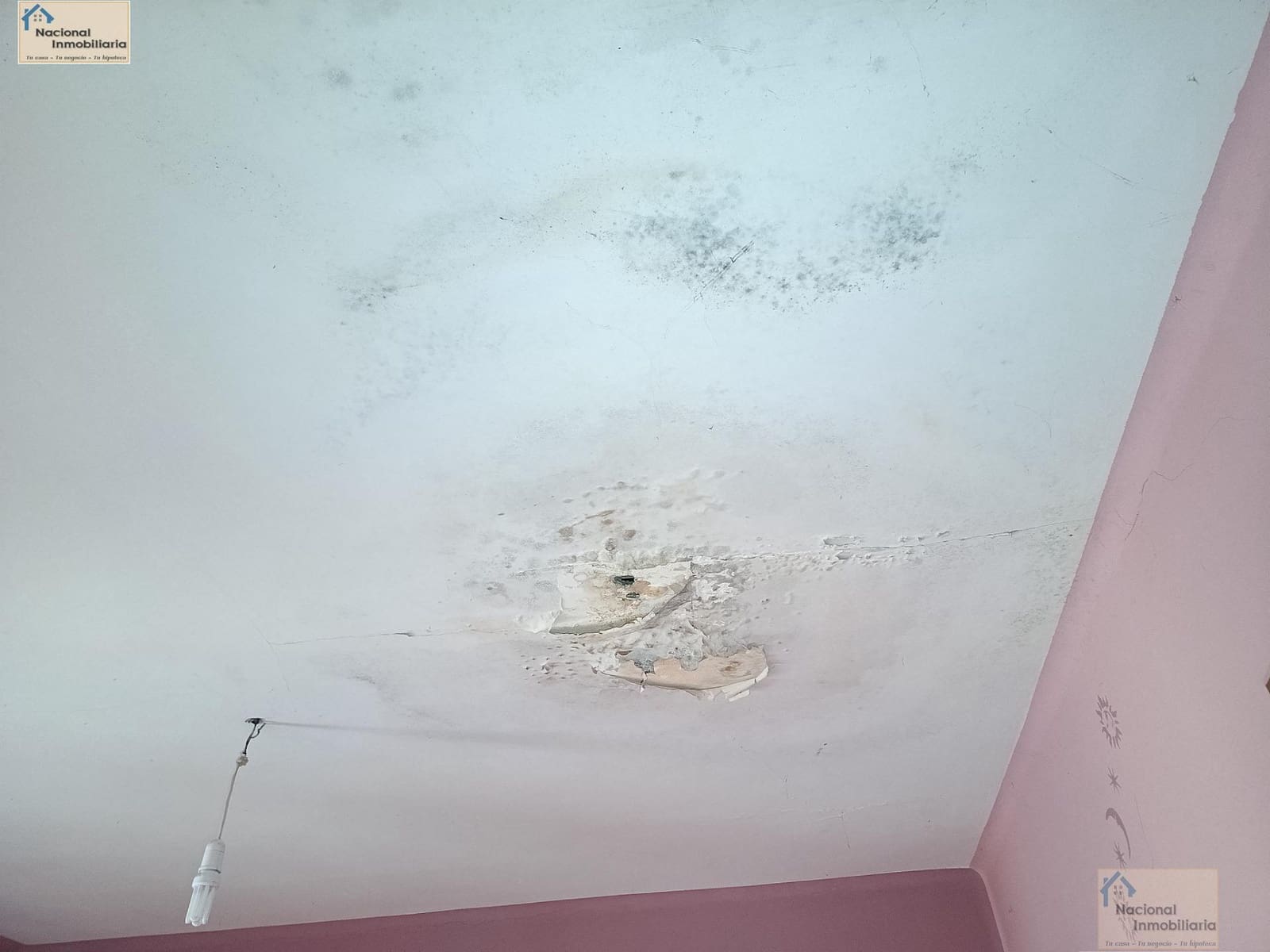 4 bedroom Townhouse for sale in Santa Marina del Rey with garage - € 29,000 (Ref: 9765368)