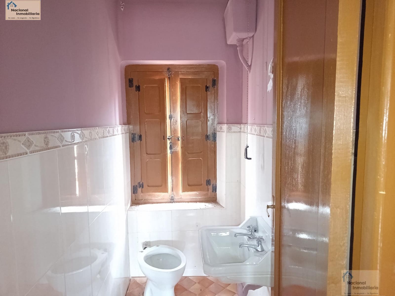 4 bedroom Townhouse for sale in Santa Marina del Rey with garage - € 29,000 (Ref: 9765368)