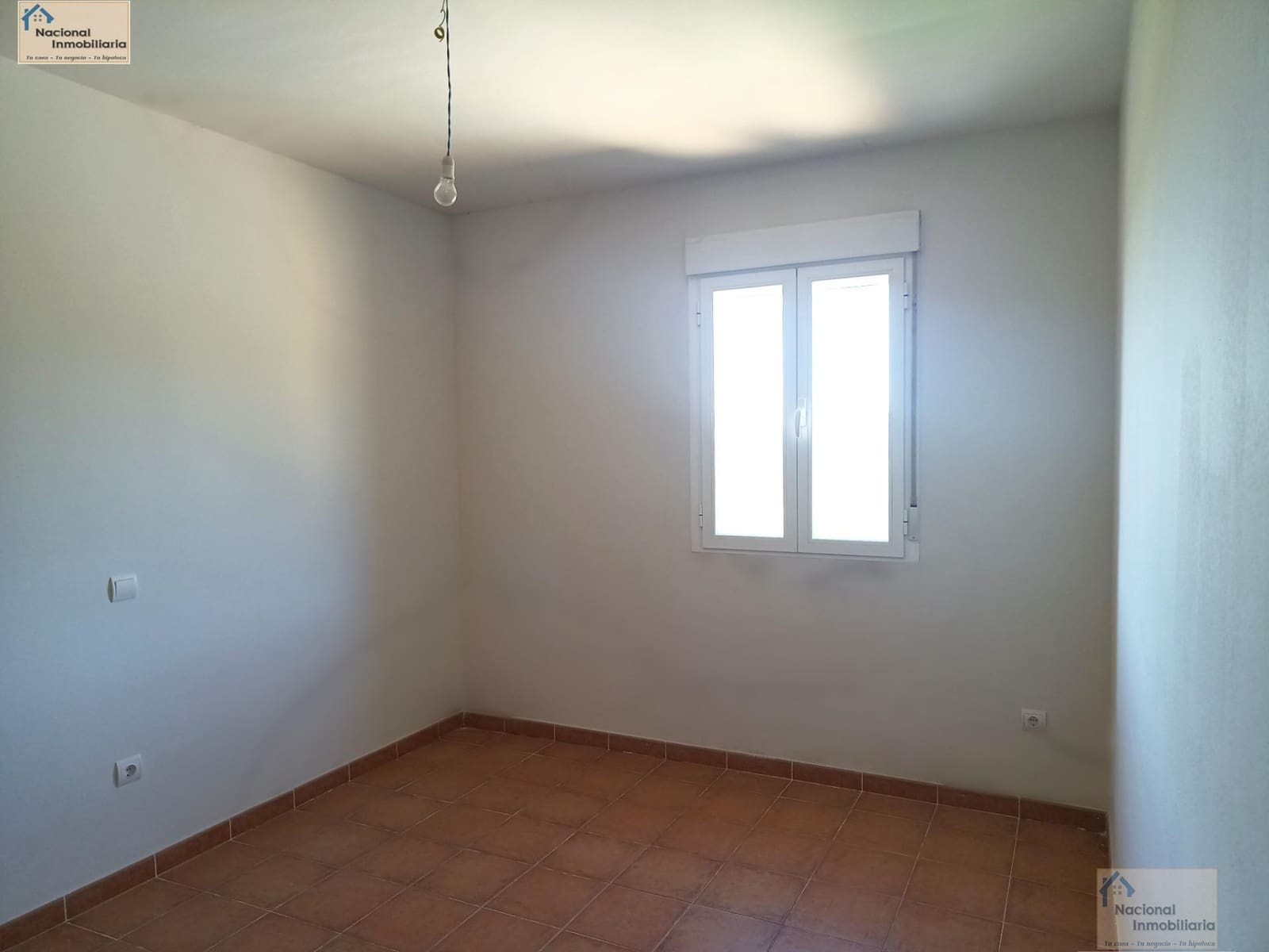 4 bedroom Villa for sale in Arenas de San Pedro with garage - € 168,000 (Ref: 9765369)