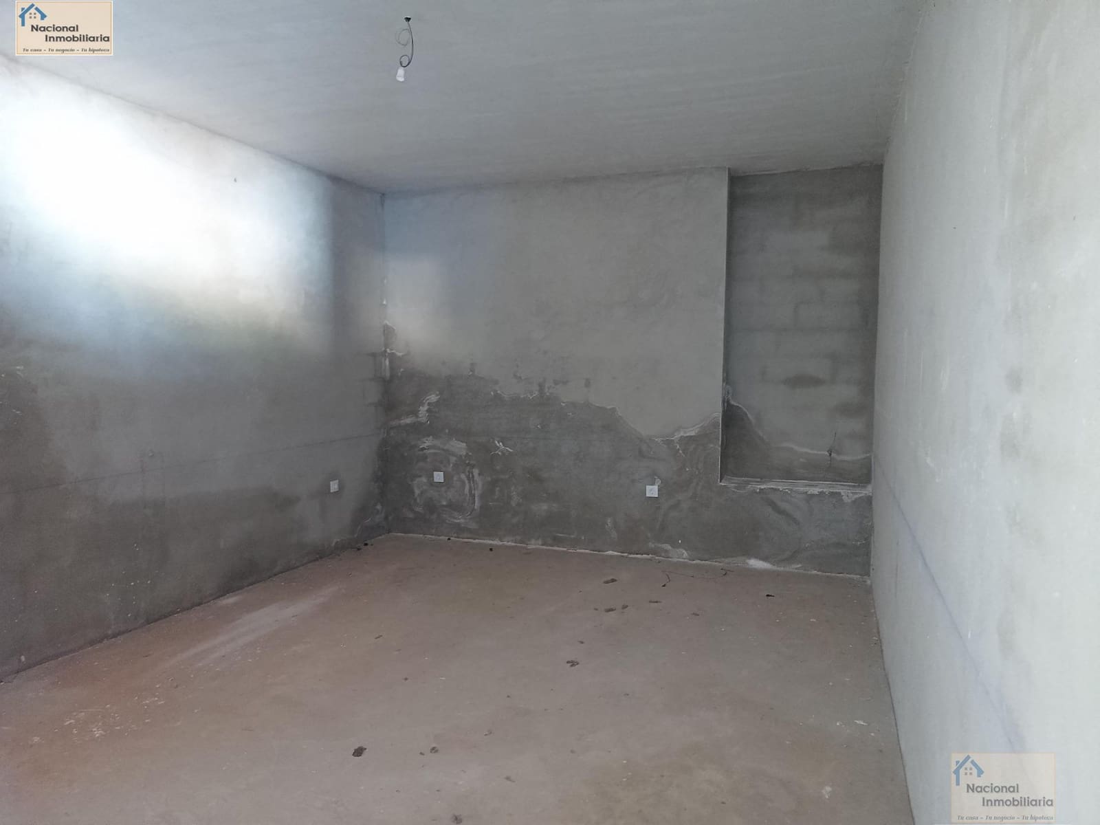 4 bedroom Villa for sale in Arenas de San Pedro with garage - € 168,000 (Ref: 9765369)