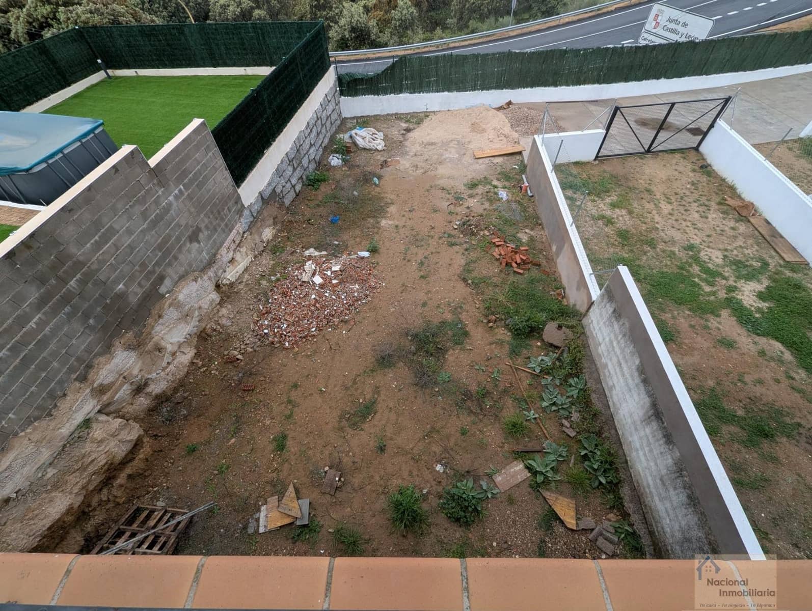 4 bedroom Villa for sale in Arenas de San Pedro with garage - € 168,000 (Ref: 9765369)