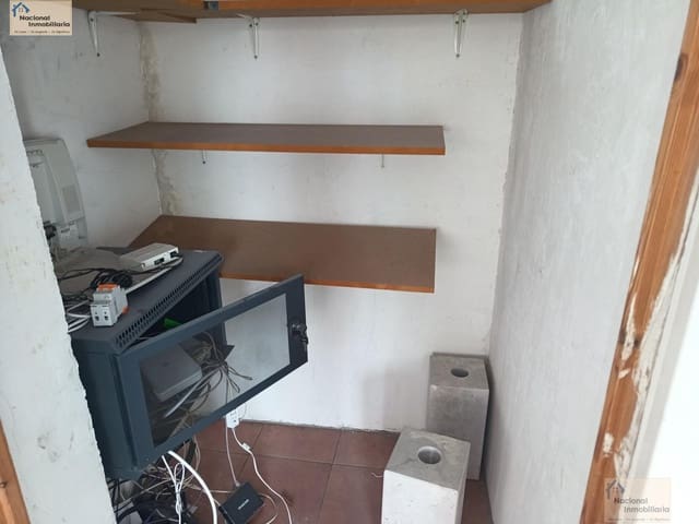 Commercial for sale in Valladolid city - € 295,500 (Ref: 9765370)