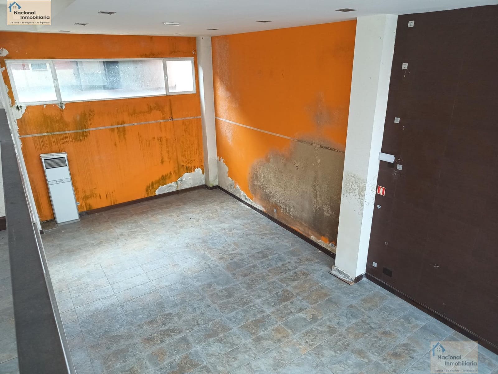 Commercial for sale in Valladolid city - € 295,500 (Ref: 9765370)