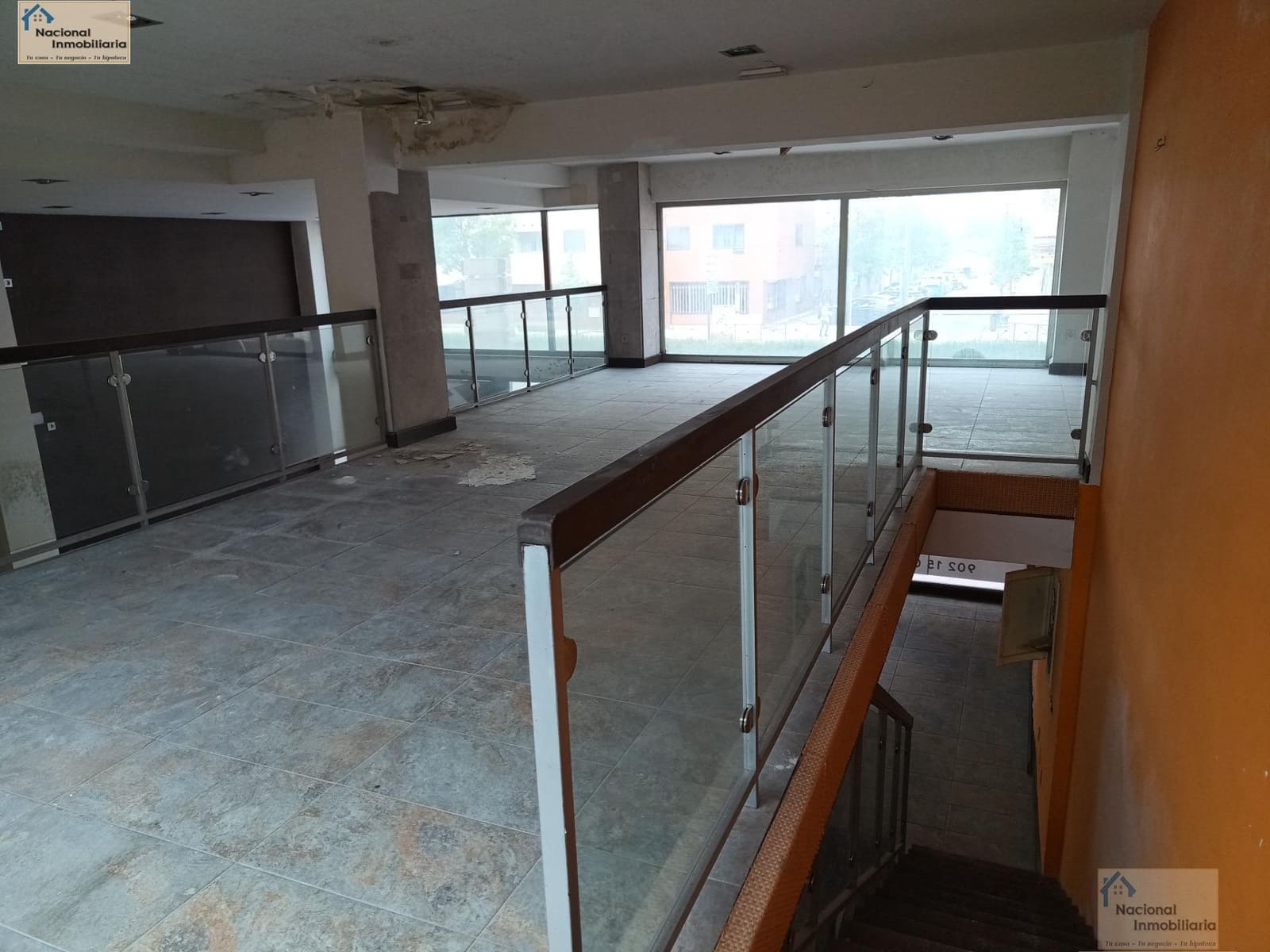 Commercial for sale in Valladolid city - € 295,500 (Ref: 9765370)