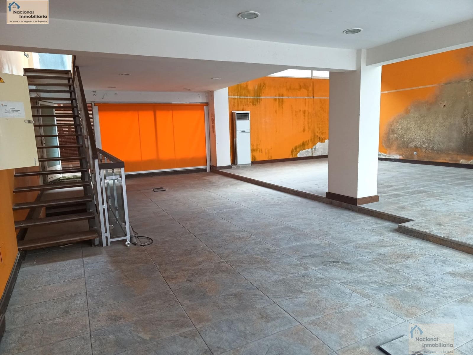 Commercial for sale in Valladolid city - € 295,500 (Ref: 9765370)