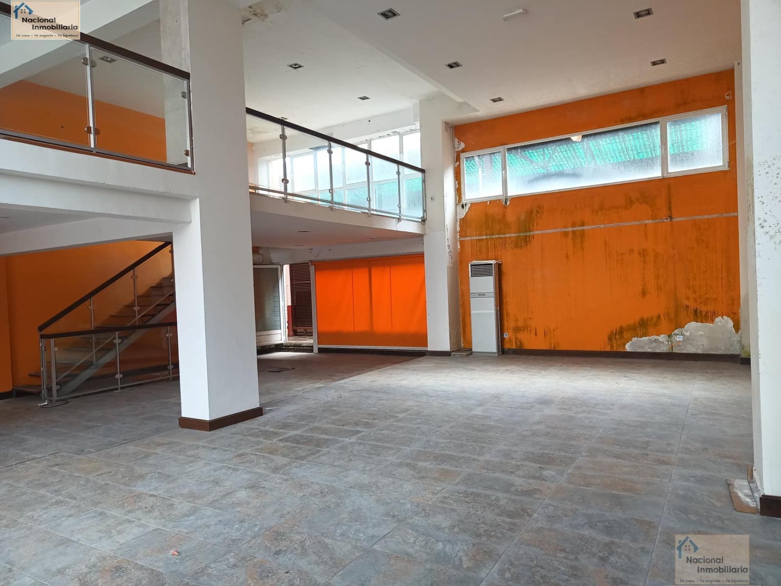 Commercial for sale in Valladolid city - € 295,500 (Ref: 9765370)