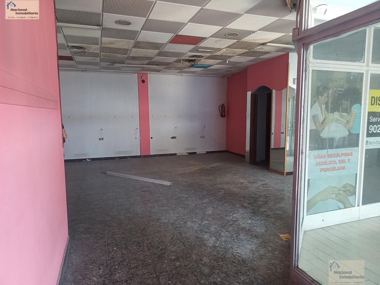 Commercial for sale in Collado Villalba - € 200,000 (Ref: 9765373)