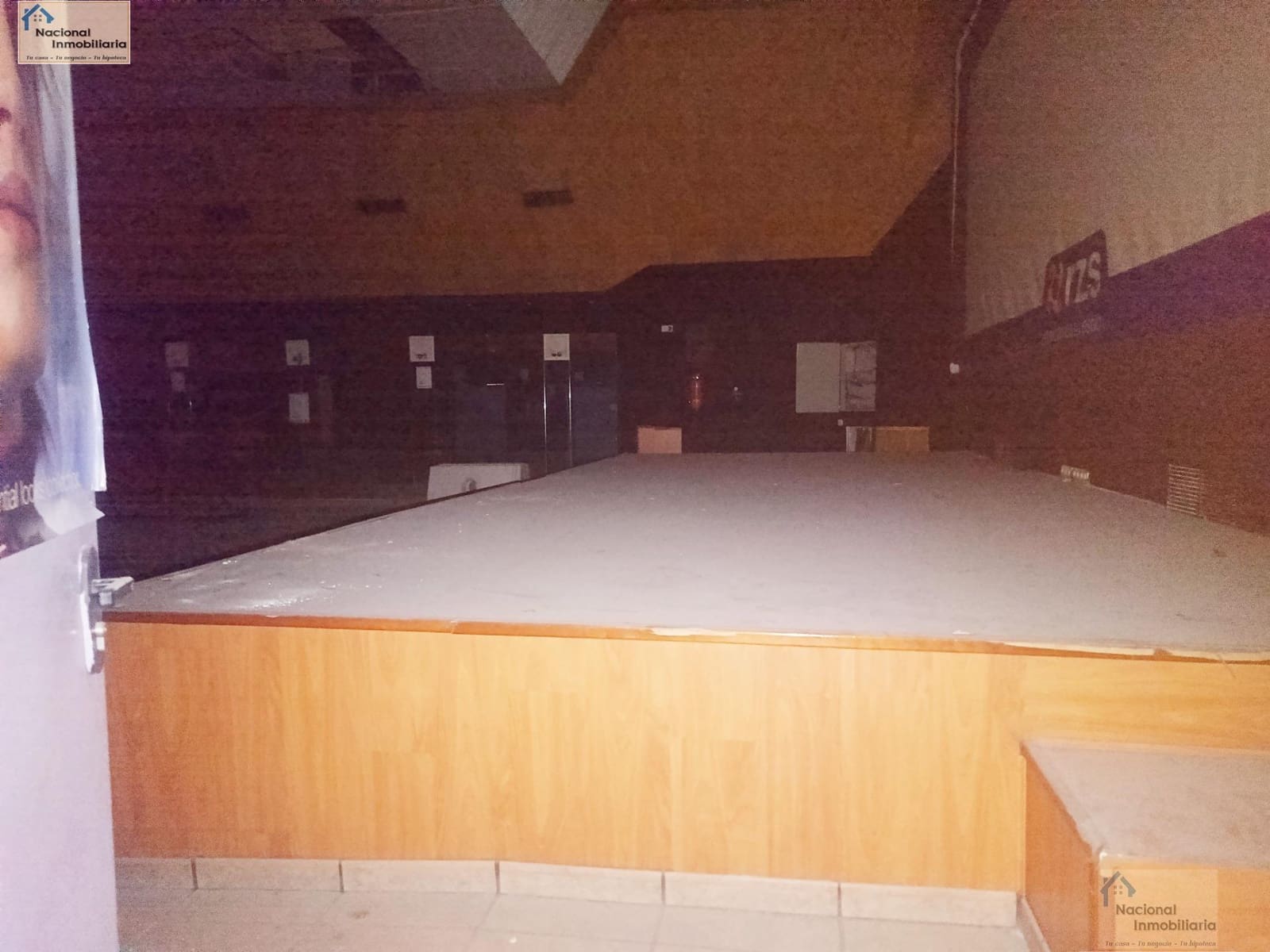 Commercial for sale in Collado Villalba - € 200,000 (Ref: 9765373)