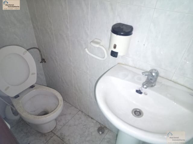 3 bedroom Townhouse for sale in Toreno - € 19,000 (Ref: 9765374)