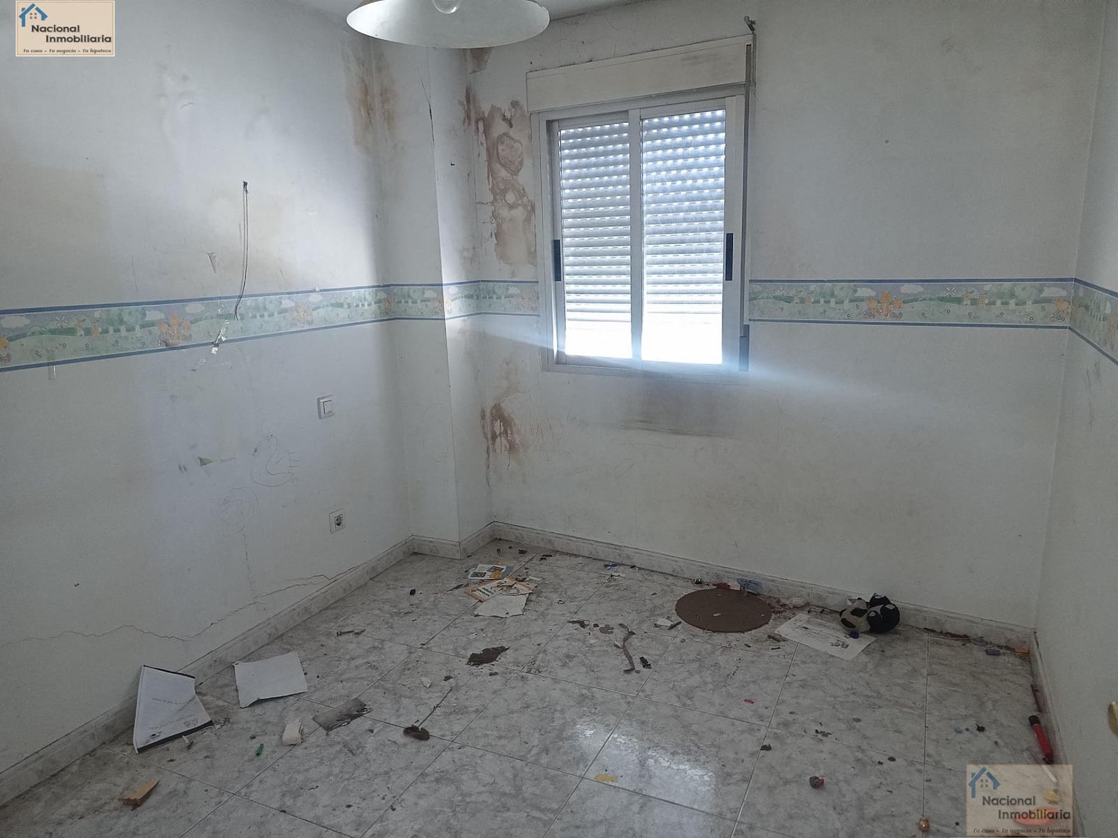 3 bedroom Townhouse for sale in Toreno - € 19,000 (Ref: 9765374)