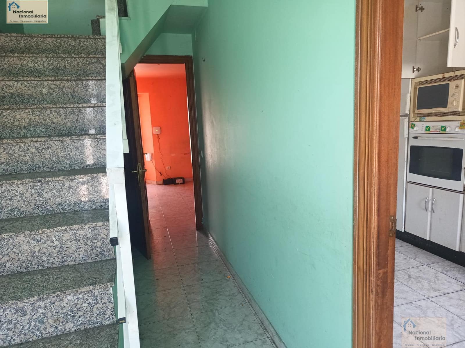 3 bedroom Townhouse for sale in Toreno - € 19,000 (Ref: 9765374)