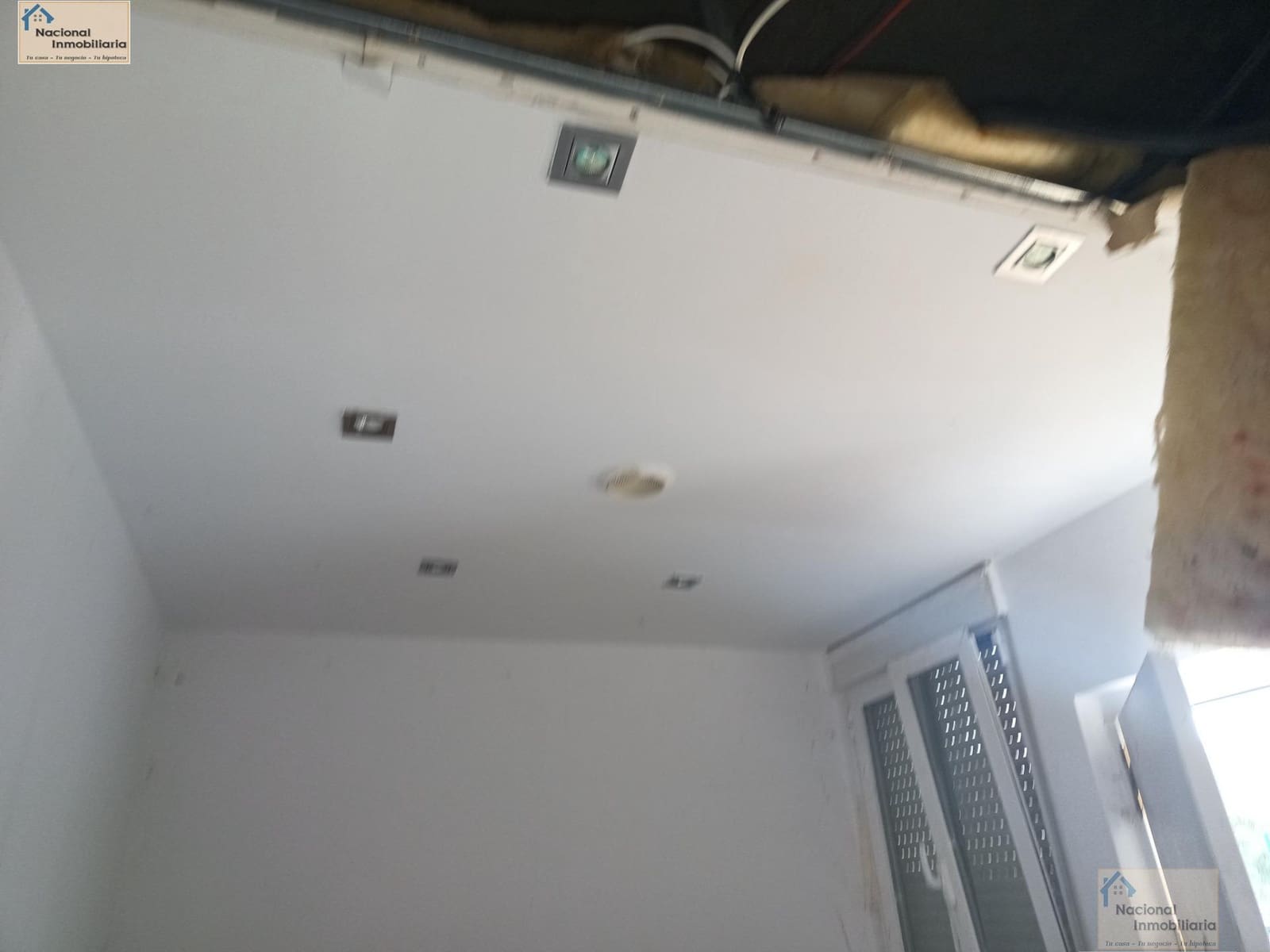 3 bedroom Commercial for sale in Los Angeles de San Rafael with garage - € 158,000 (Ref: 9765378)