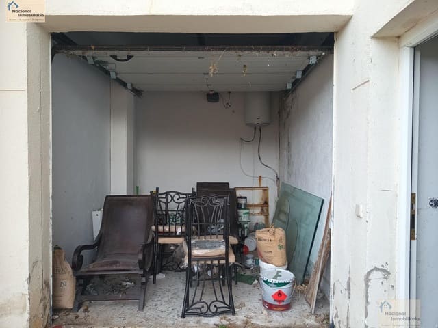 3 bedroom Commercial for sale in Los Angeles de San Rafael, El Espinar with garage - € 158,000 (Ref: 9765378)