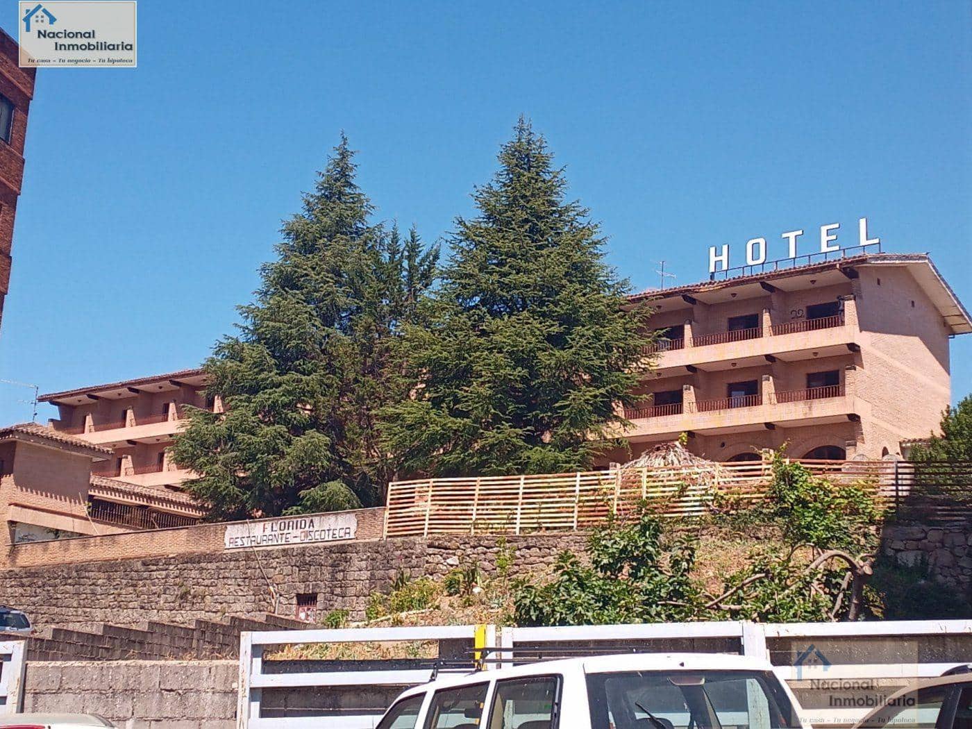 Hotel til salg i Arenas de San Pedro med swimmingpool garage - € 3.200.000 (Ref: 9765379)