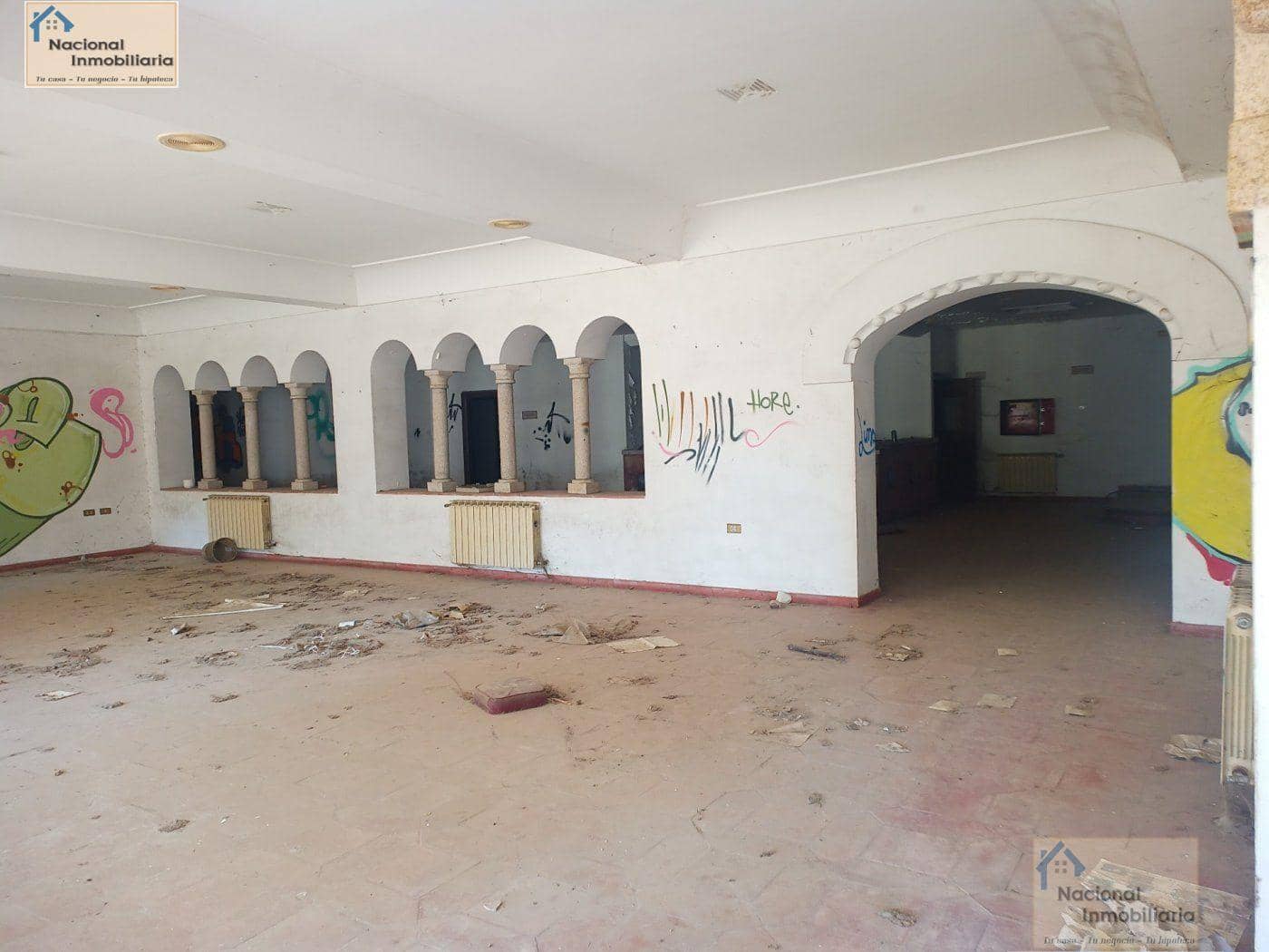 Hotel til salg i Arenas de San Pedro med swimmingpool garage - € 3.200.000 (Ref: 9765379)