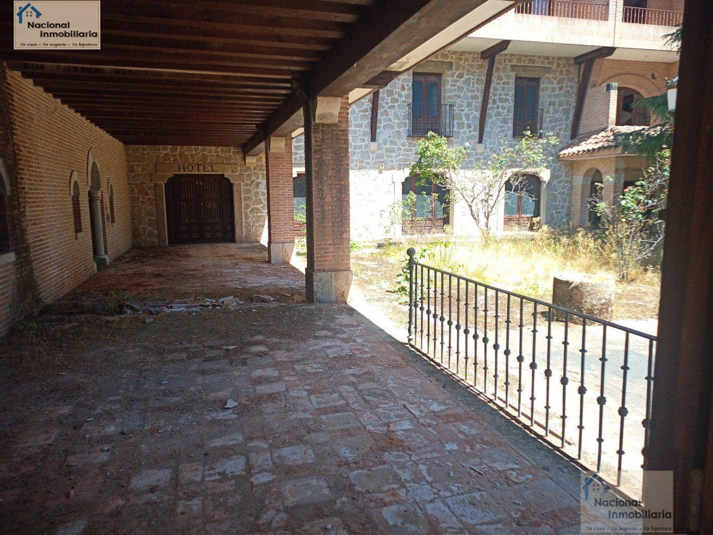 Hotel til salg i Arenas de San Pedro med swimmingpool garage - € 3.200.000 (Ref: 9765379)