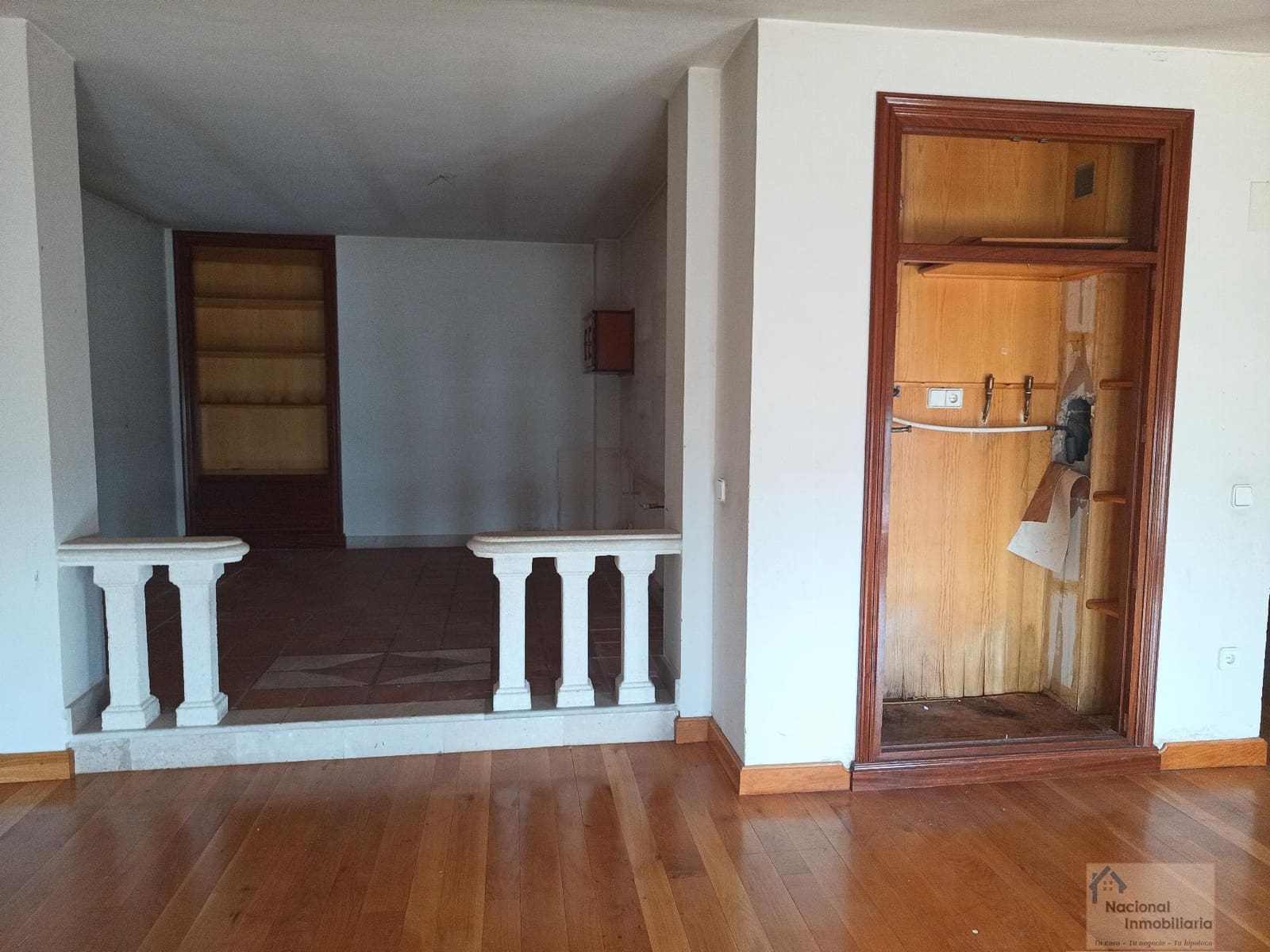 3 slaapkamer Halfvrijstaande villa te koop in Pesquera de Duero met zwembad garage - € 300.000 (Ref: 9765382)