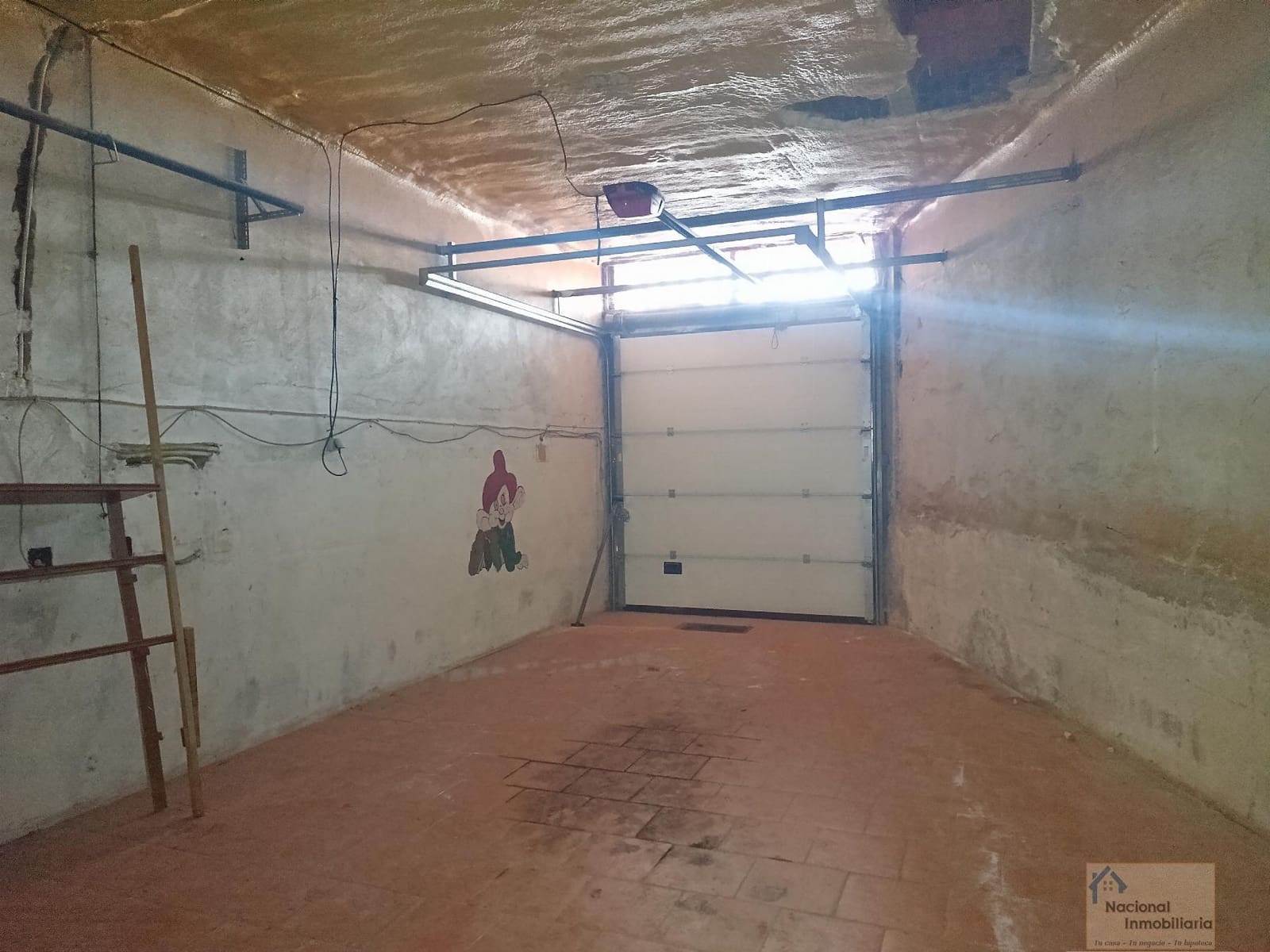 3 slaapkamer Halfvrijstaande villa te koop in Pesquera de Duero met zwembad garage - € 300.000 (Ref: 9765382)