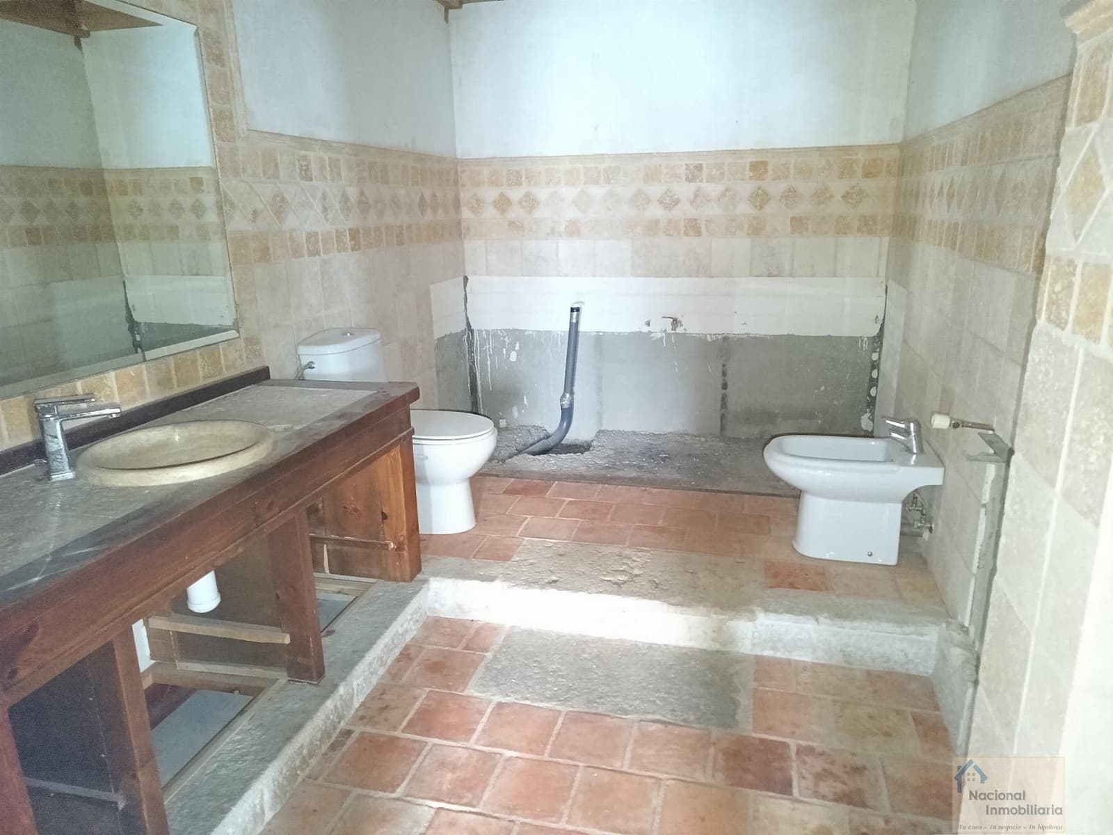 3 slaapkamer Halfvrijstaande villa te koop in Pesquera de Duero met zwembad garage - € 300.000 (Ref: 9765382)