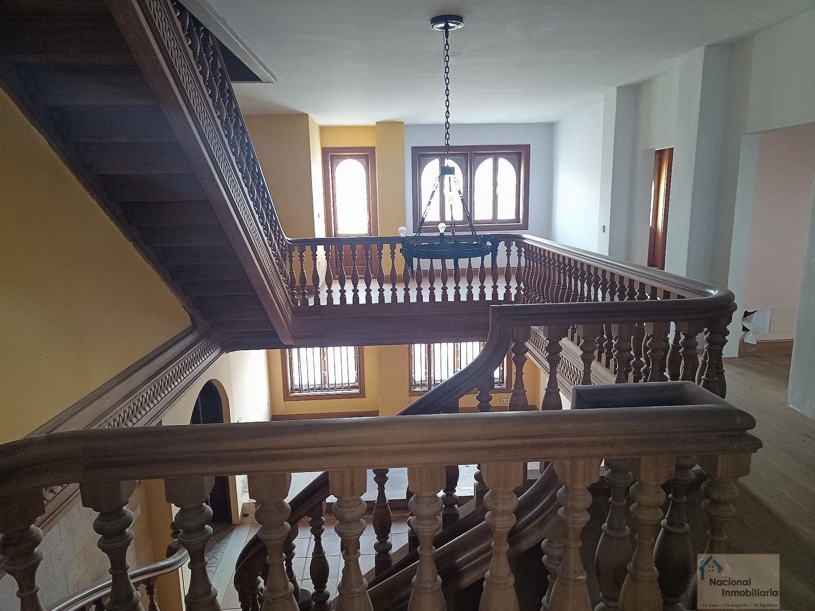 3 slaapkamer Halfvrijstaande villa te koop in Pesquera de Duero met zwembad garage - € 300.000 (Ref: 9765382)