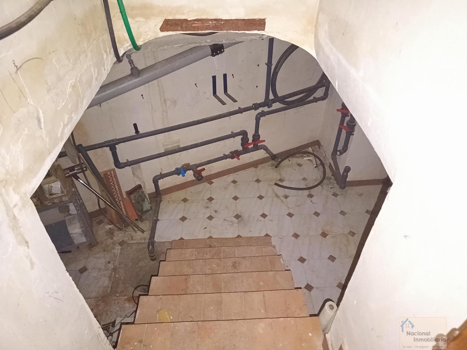 4 slaapkamer Halfvrijstaande villa te koop in Pesquera de Duero met zwembad garage - € 350.000 (Ref: 9765383)