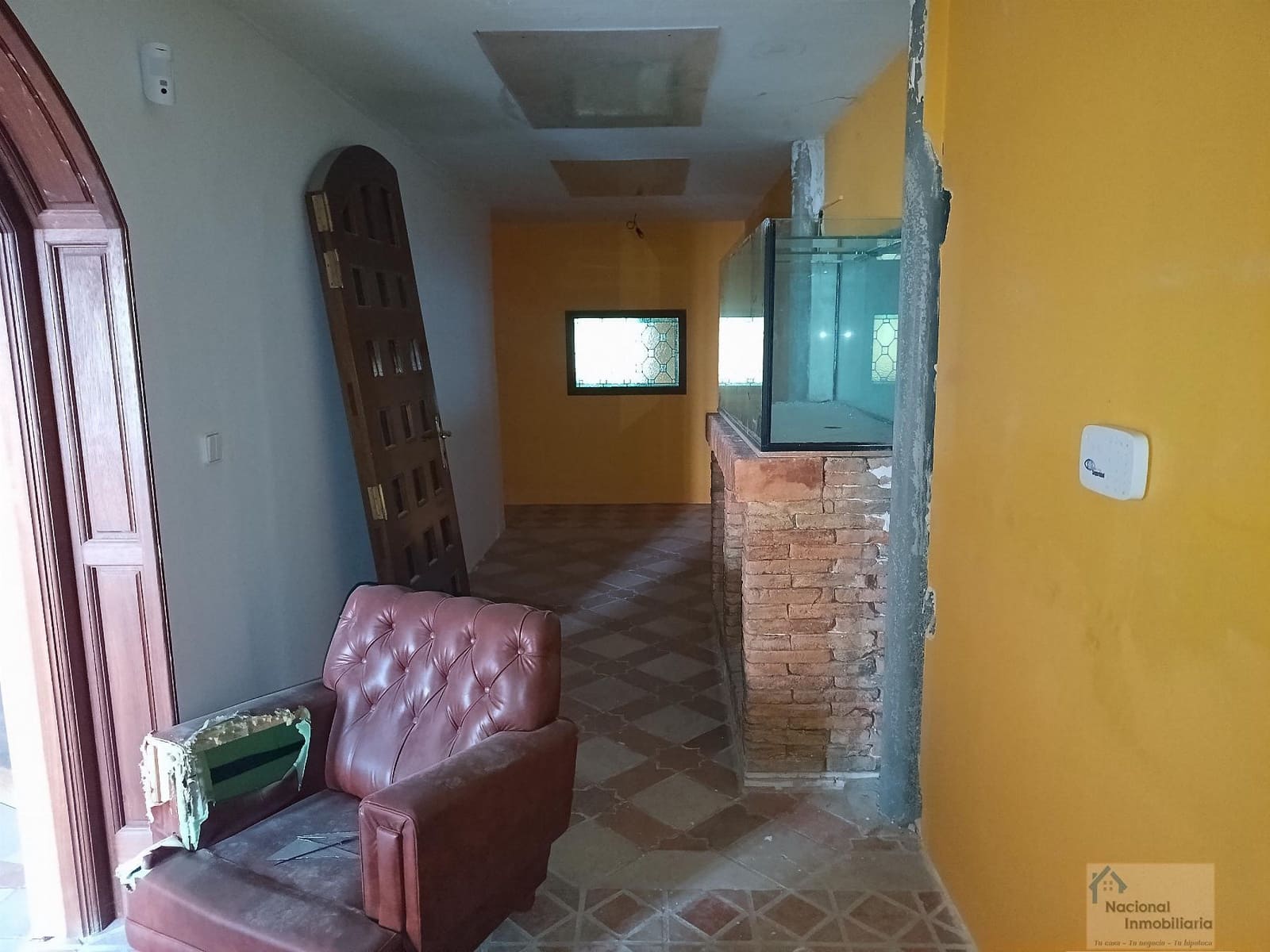 4 slaapkamer Halfvrijstaande villa te koop in Pesquera de Duero met zwembad garage - € 350.000 (Ref: 9765383)