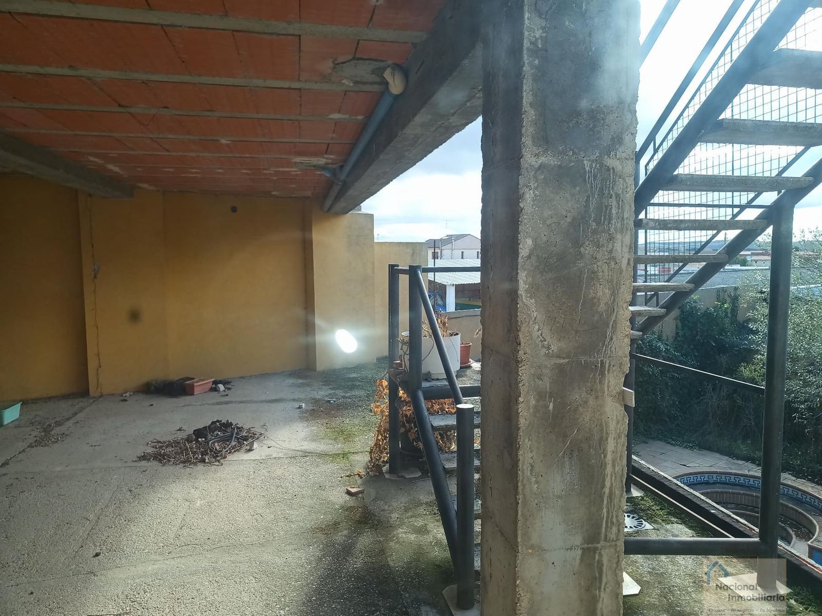 4 slaapkamer Halfvrijstaande villa te koop in Pesquera de Duero met zwembad garage - € 350.000 (Ref: 9765383)