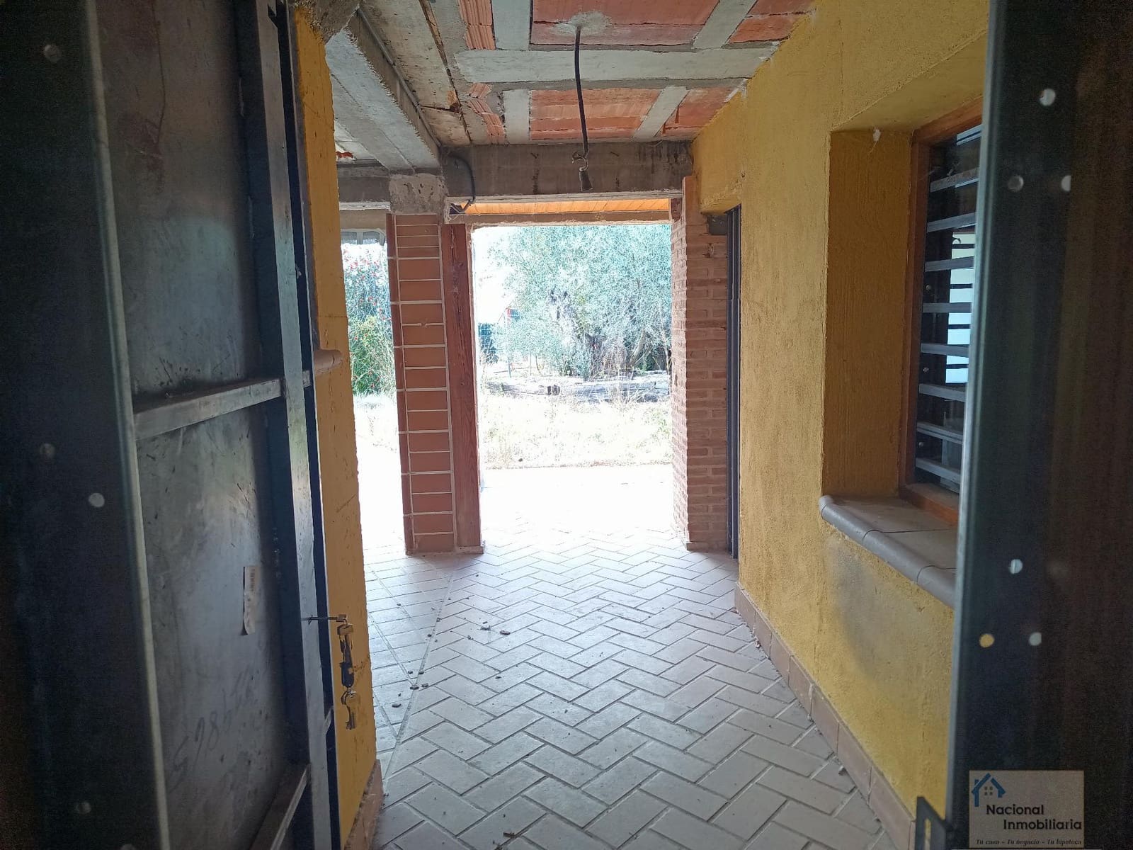 4 slaapkamer Halfvrijstaande villa te koop in Pesquera de Duero met zwembad garage - € 350.000 (Ref: 9765383)