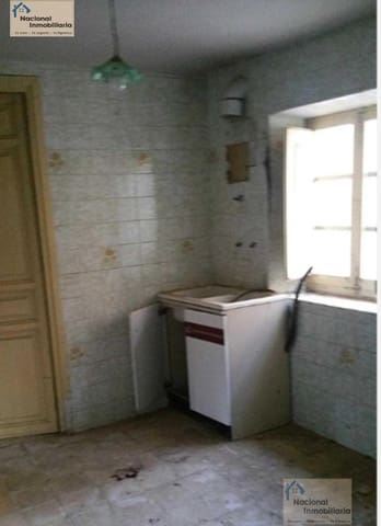 3 bedroom Townhouse for sale in Villacarralón - € 17,200 (Ref: 9765385)