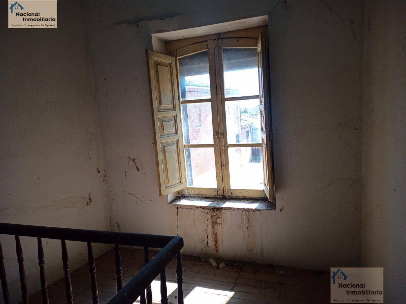 3 bedroom Townhouse for sale in Villacarralon - € 17,200 (Ref: 9765385)