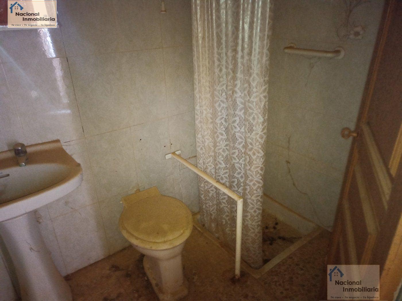 3 bedroom Townhouse for sale in Villacarralon - € 17,200 (Ref: 9765385)