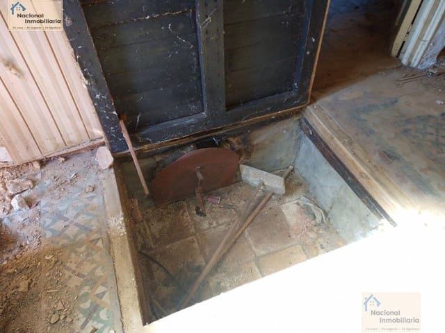 3 bedroom Townhouse for sale in Villacarralón - € 17,200 (Ref: 9765385)